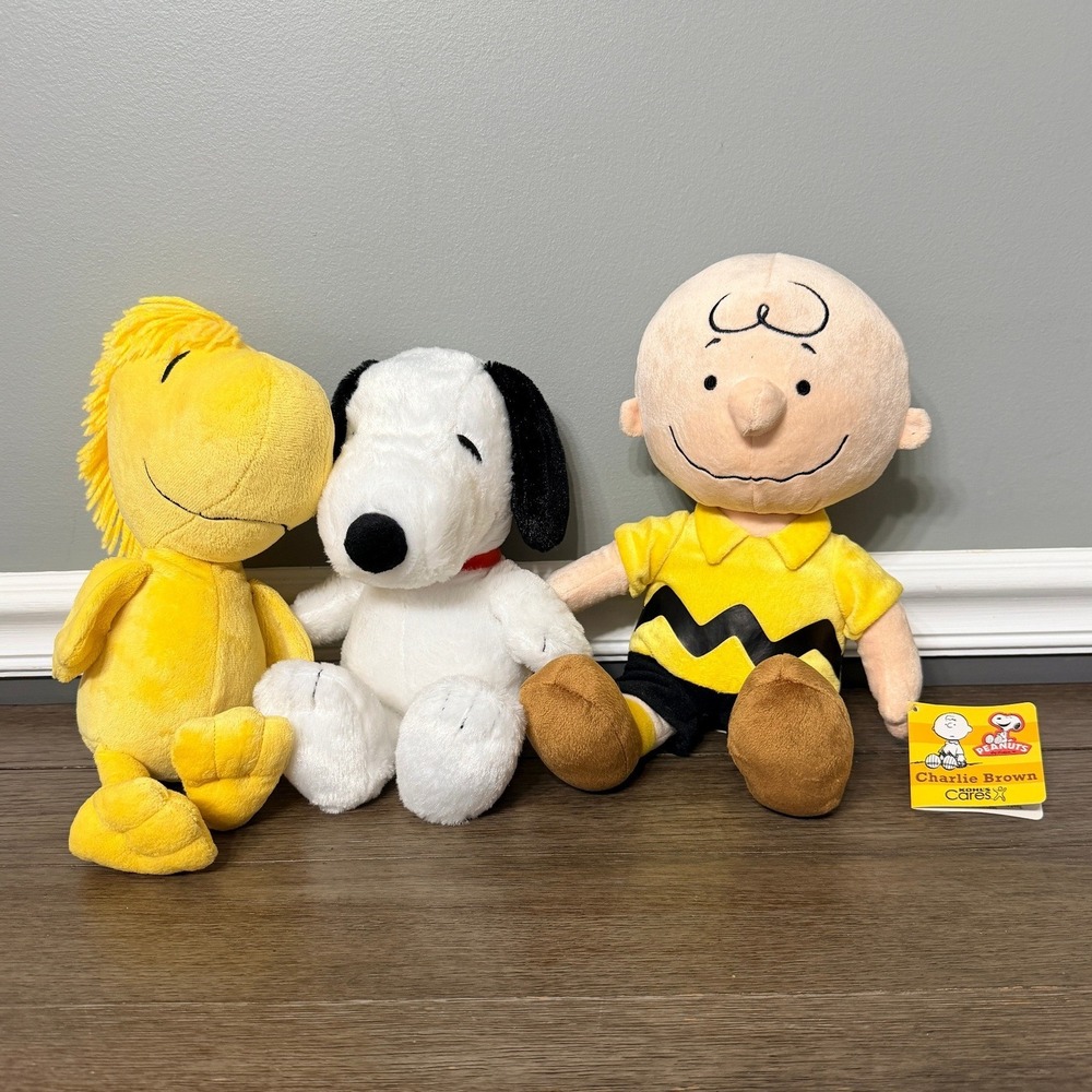 Kohl's Cares Peanuts Charlie Brown, Woodstock, and Snoopy Plush Set